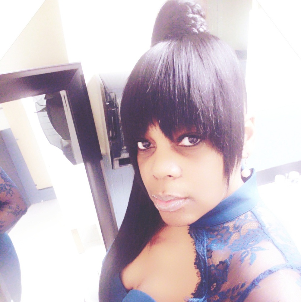 Meet your Posher, Rashida